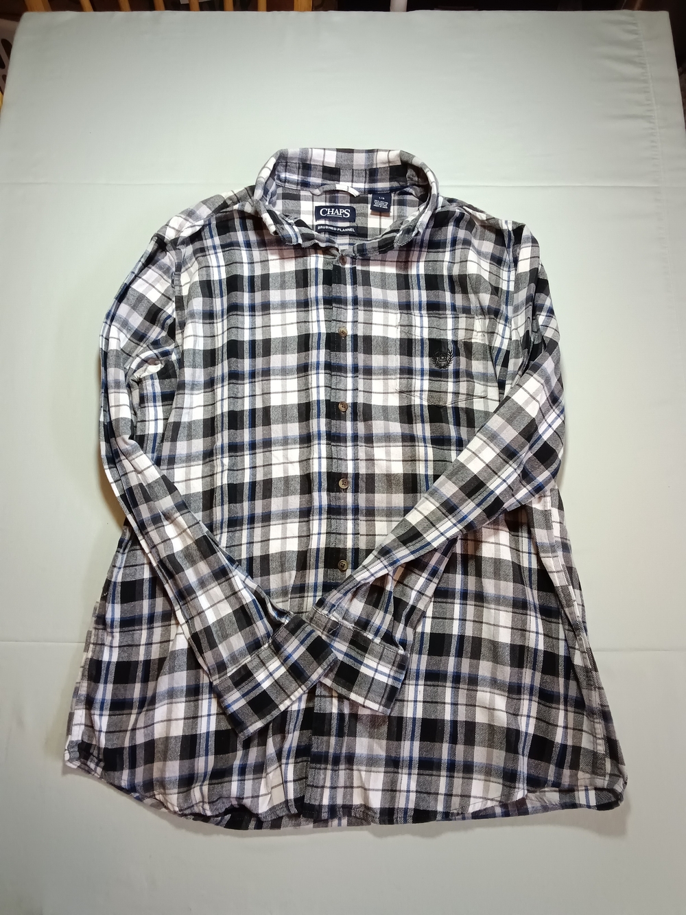 Chaps Men’s Black, White & Gray Plaid Button-Down Shirt